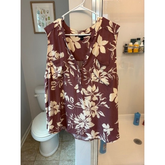 torrid Tops - Torrid Size 3 Burgundy Floral Sleeveless Blouse Split Neck Rayon Plus Size